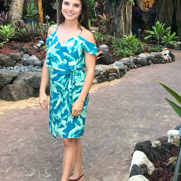 Gianni Bini Tropical Wrap Dress - Picture 5 of 6